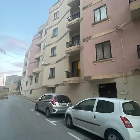 Apartment Sunny 2br In St Julians *